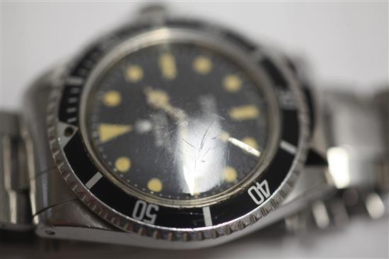 A gentlemans 1967 Rolex stainless steel Submariner wristwatch, ref no. 5513; serial no. 1607300, bracelet no. 7839, with Rolex box.